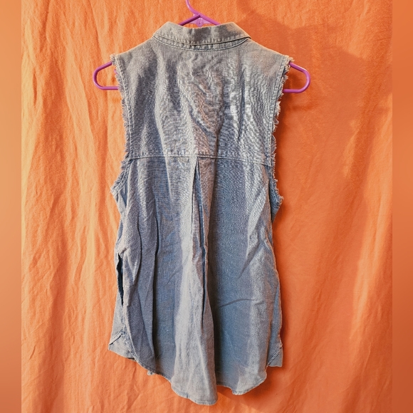 Free People Denim Chambray Sleeveless Frayed Button Down - Picture 4 of 4